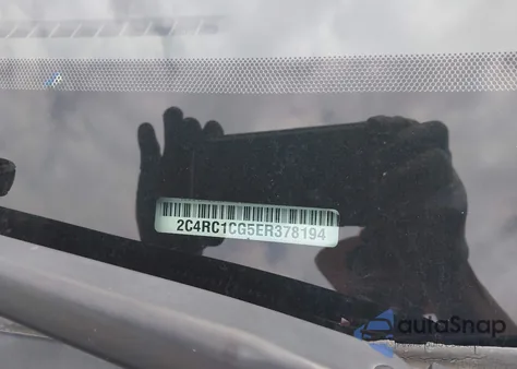 2014 Chrysler Town & Country Touring-L z USA, uszkodzony, nr VIN 2C4RC1CG5ER378194